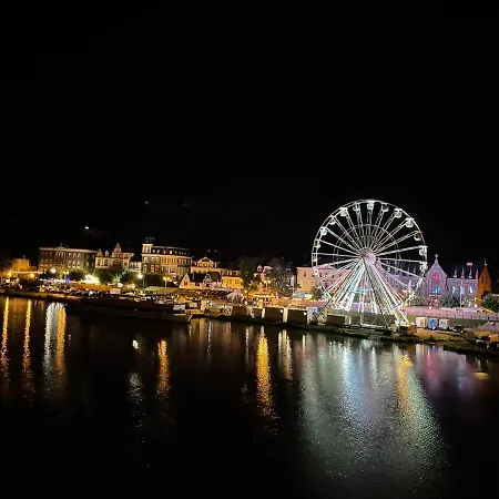 Moderne Zur Schlosshoehe