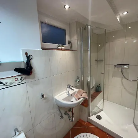 Moderne Zur Schlosshoehe Appartement *