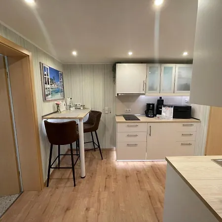 Apartman Moderne Zur Schlosshoehe *