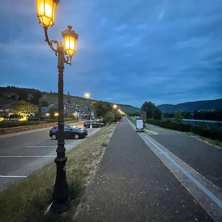 Appartement Moderne Zur Schlosshoehe