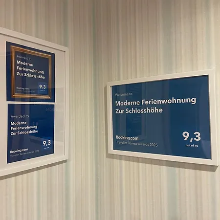 Moderne Zur Schlosshoehe Appartement Lieser