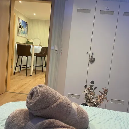 Moderne Zur Schlosshoehe Apartment *