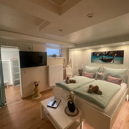 Moderne Zur Schlosshoehe Lieser