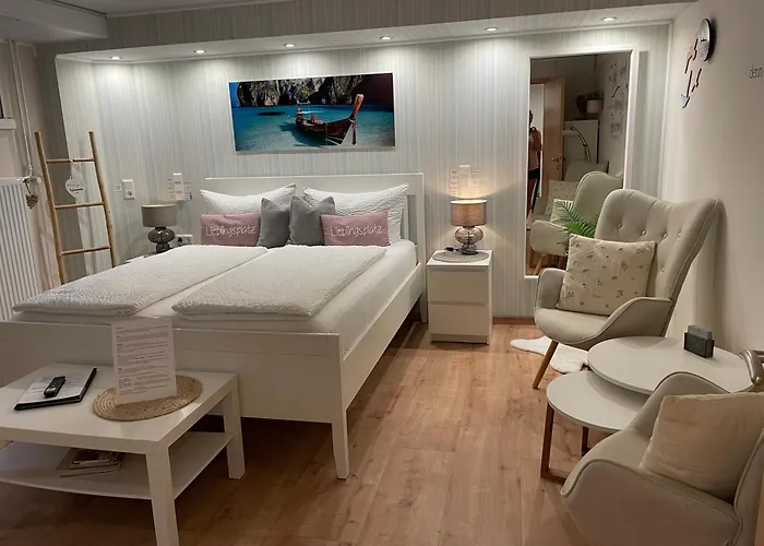 Moderne Zur Schlosshoehe リーザー